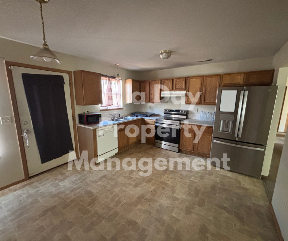 2520 E Conquest St #1 - Photo 3 of 11