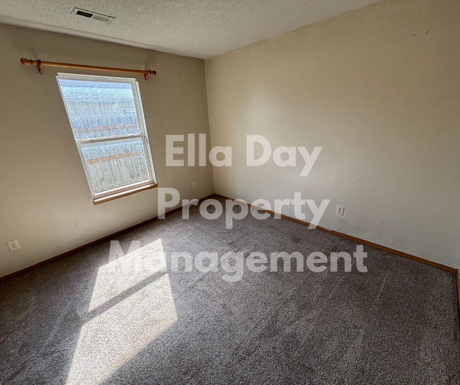 2520 E Conquest St #1 - Photo 5 of 11