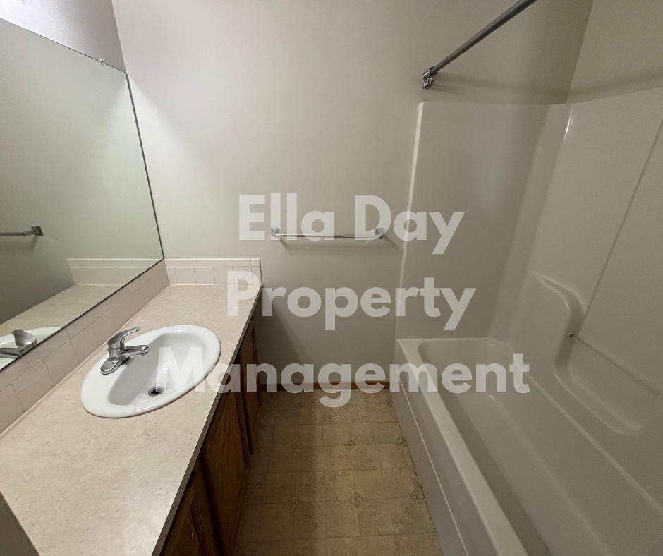 2520 E Conquest St #1 - Photo 6 of 11