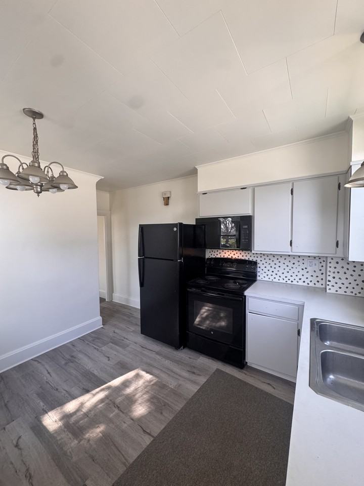 167 S Hanover St Frnt - Photo 3 of 18