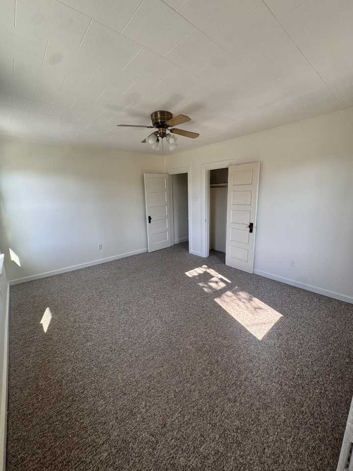 167 S Hanover St Frnt - Photo 6 of 18