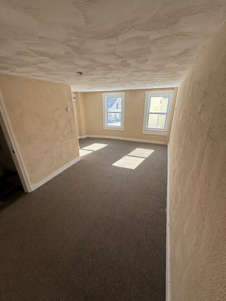 62 Lower Main Street - b #B - Photo 3 of 4