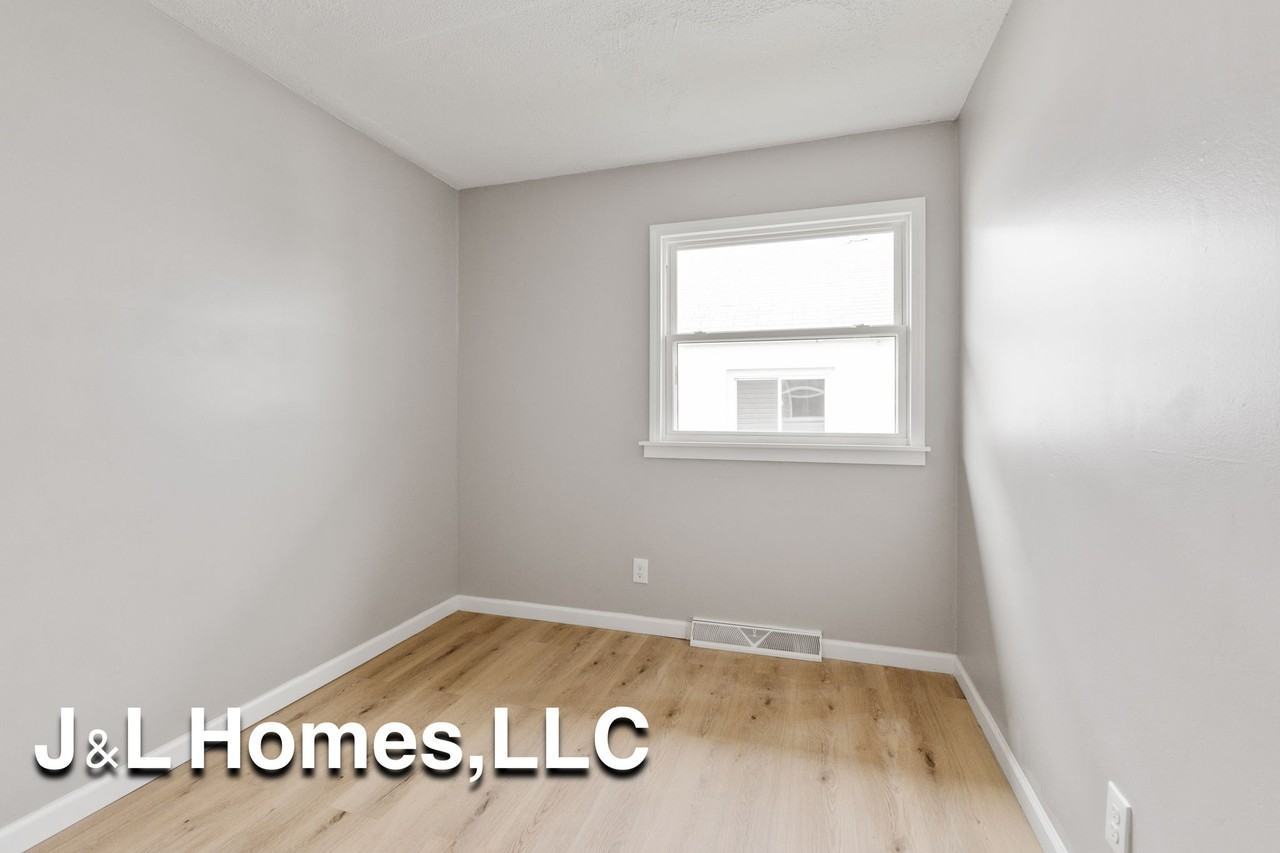 50 Florence Ave #1 - Photo 6 of 16