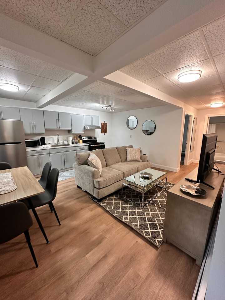 312 Union St #4 - Photo 5 of 16