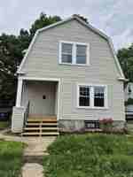 featured image of 210 S Hedges St #1