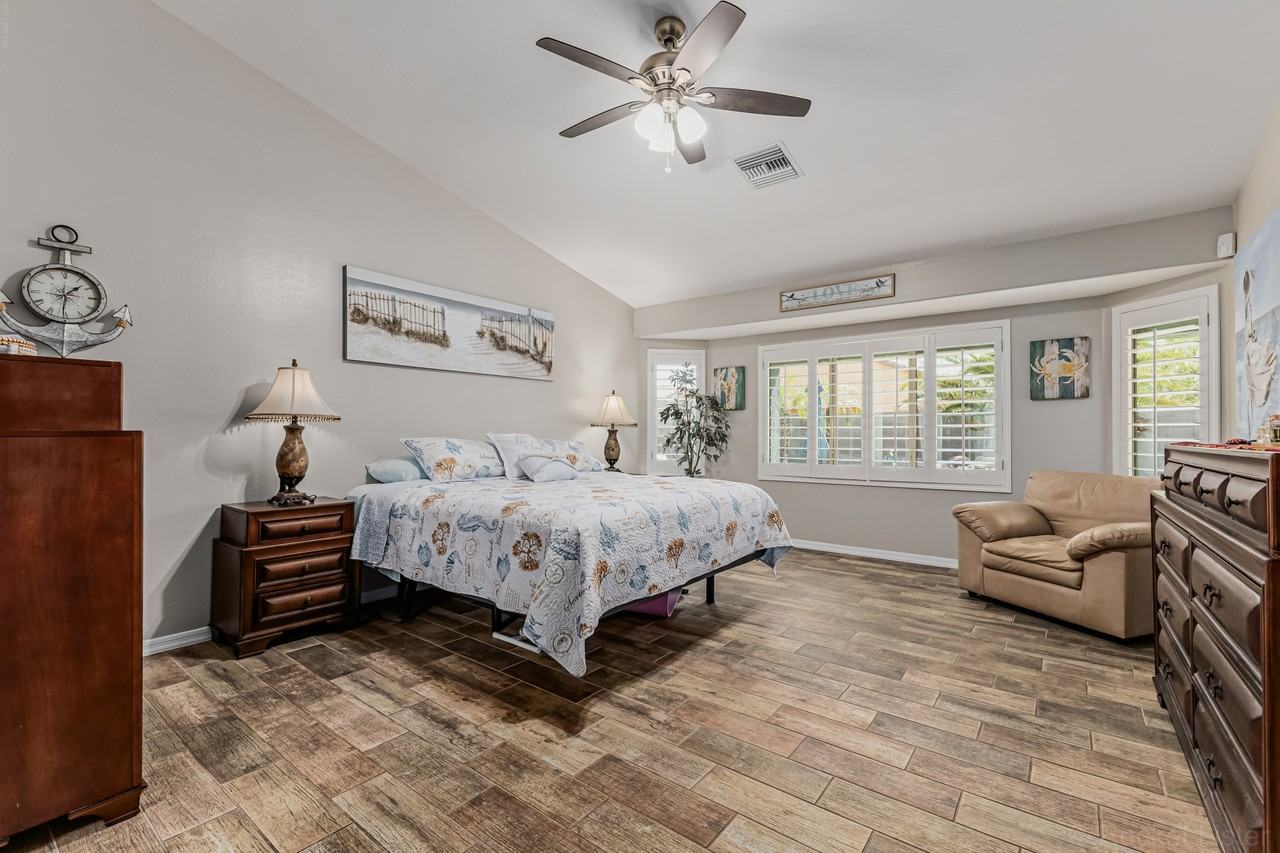 17475 West Spring Lane - Photo 6 of 21