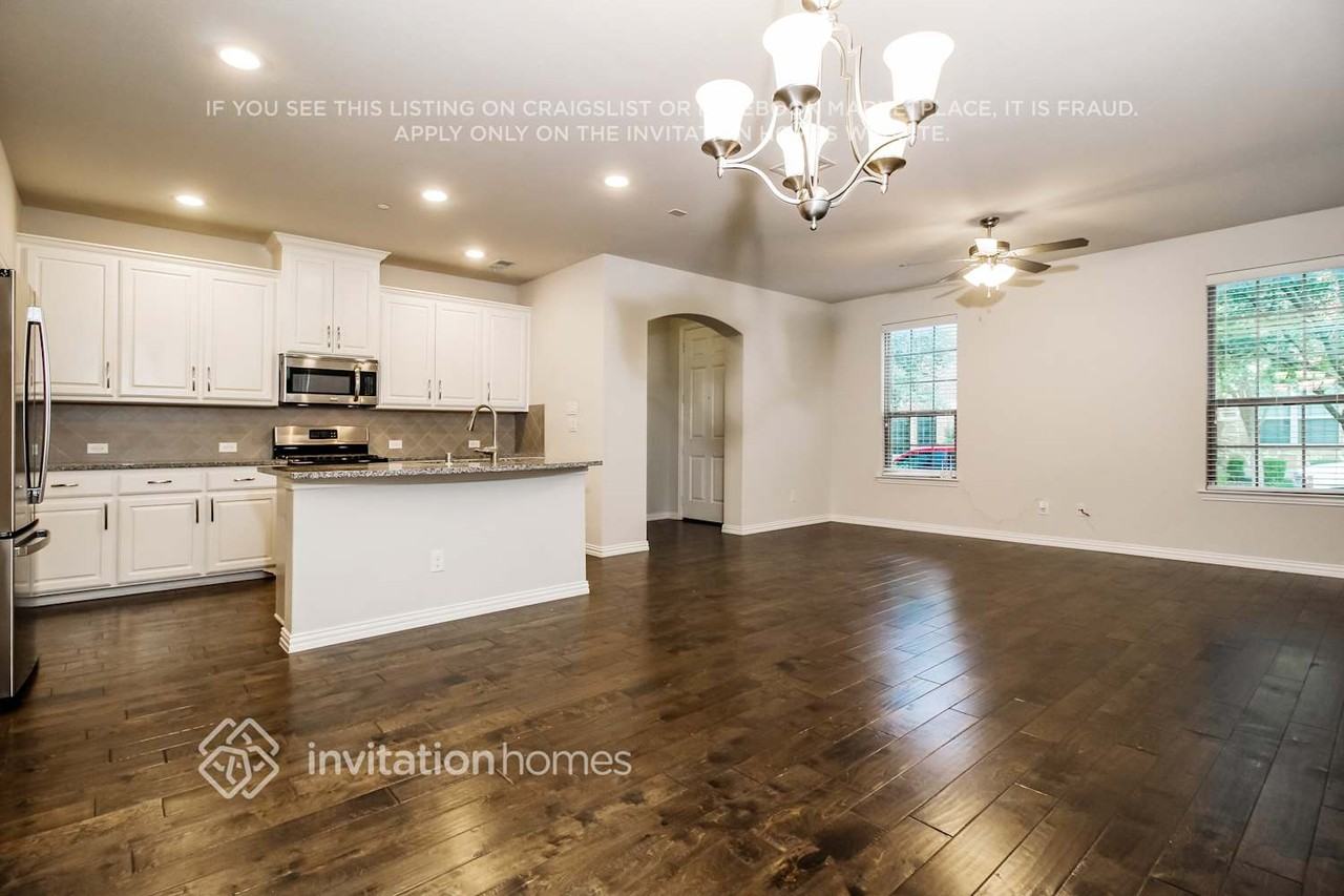 4417 Blackjack Oak Dr - Photo 5 of 16