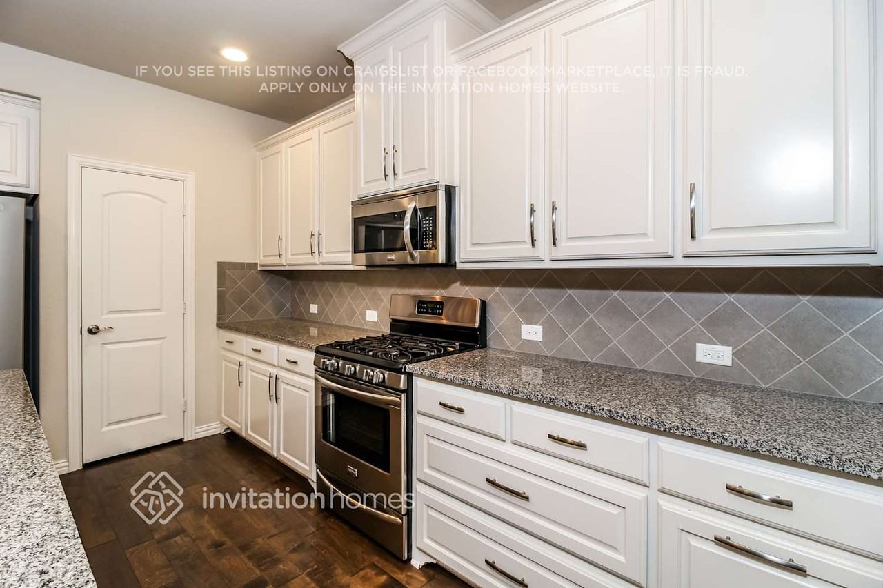 4417 Blackjack Oak Dr - Photo 7 of 16