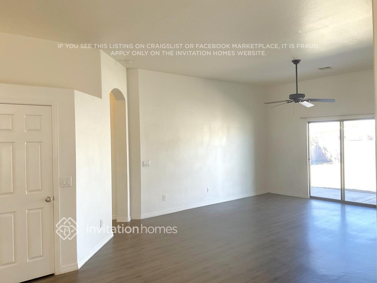 660 S Lawson Dr - Photo 3 of 11