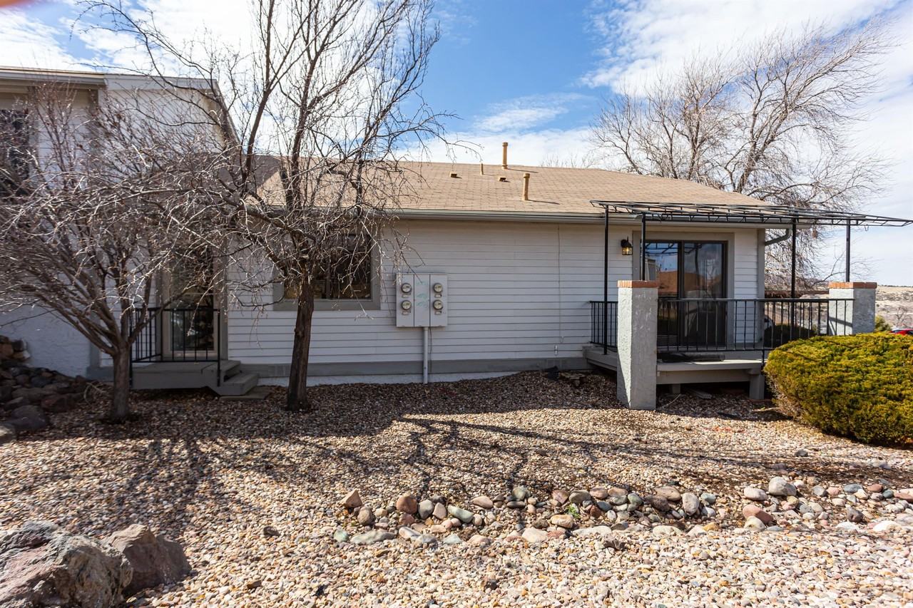 3099 Peaks View Ln Unit 4d #4D - Photo 2 of 19
