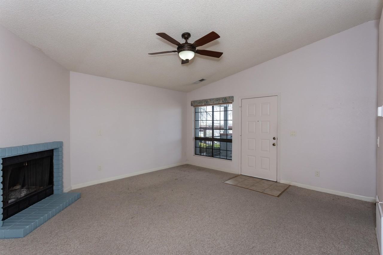 3099 Peaks View Ln Unit 4d #4D - Photo 5 of 19