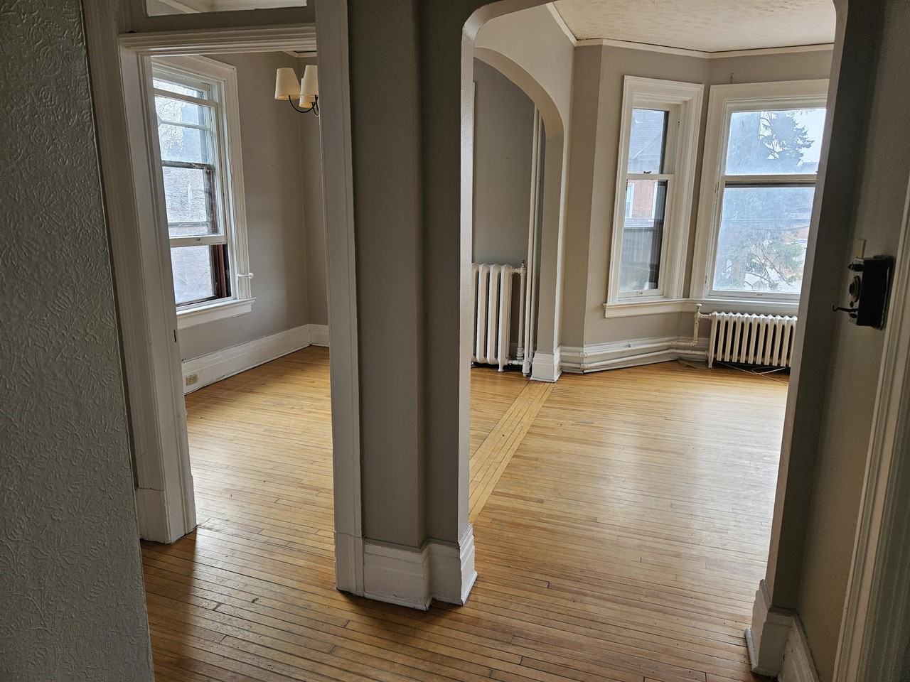 209 Wilbrod St #2 - Photo 4 of 8