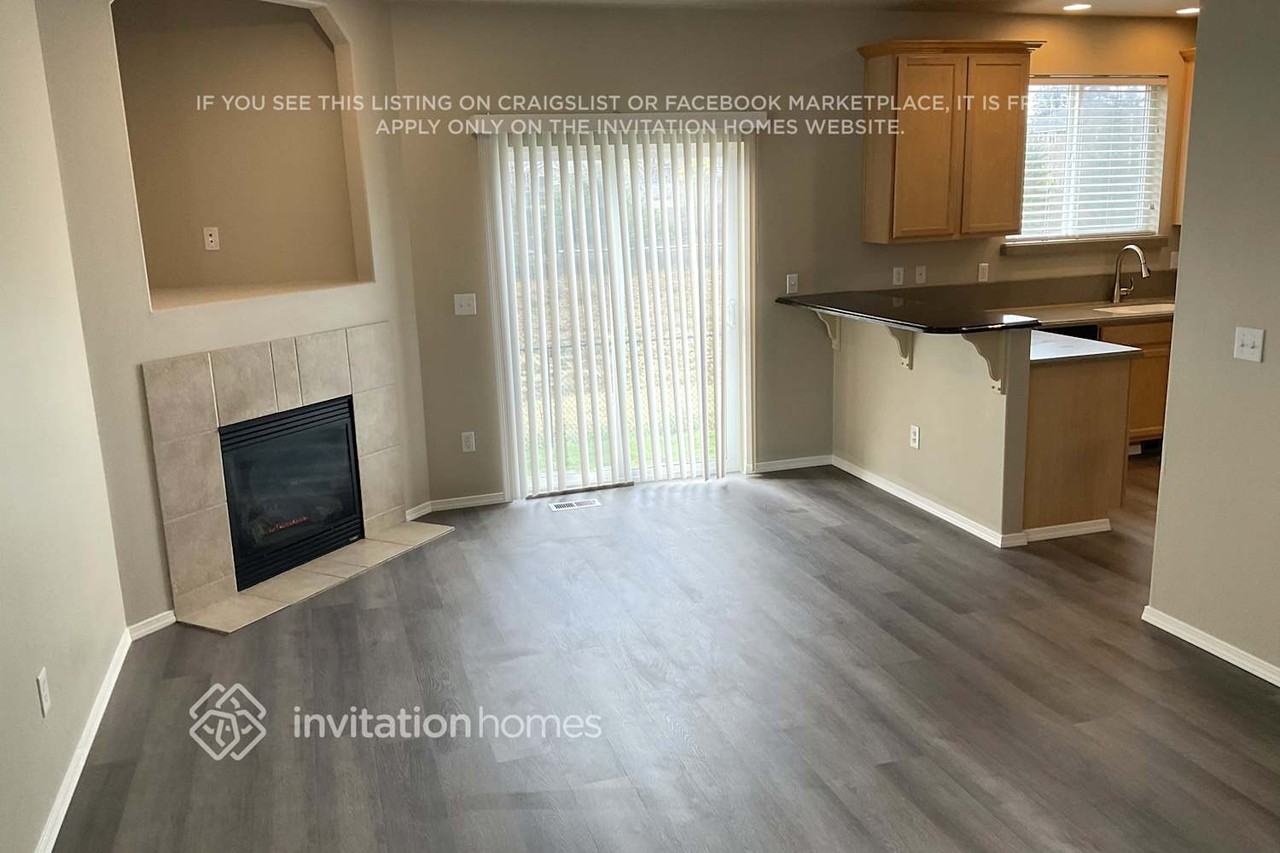 2434 165th St E - Photo 4 of 15