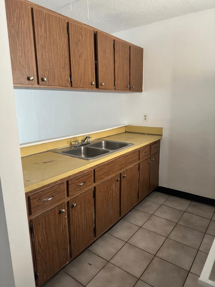 1711 Dixon Blvd #246 - Photo 4 of 15