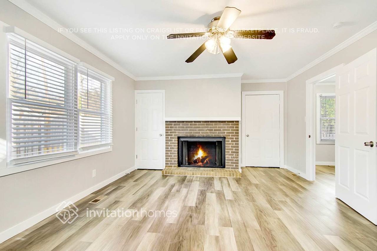 3600 Barcelona Ave - Photo 4 of 30