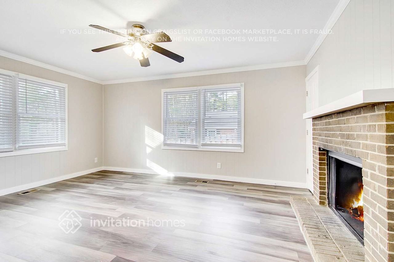 3600 Barcelona Ave - Photo 7 of 30