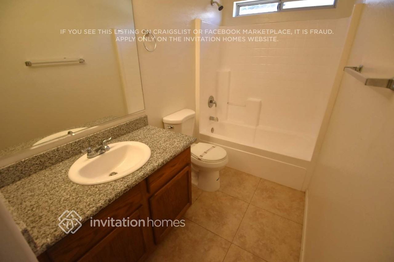 12563 W Charter Oak Rd - Photo 6 of 8
