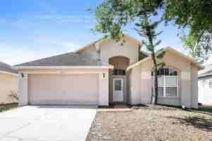 featured image of 407 Sand Ridge Dr