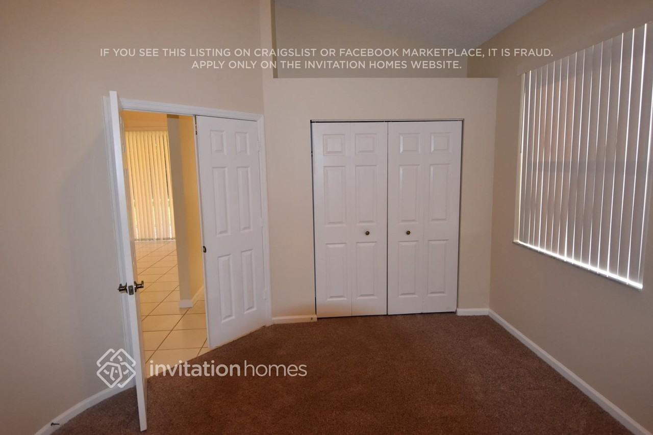 7914 Stirling Bridge Blvd S - Photo 7 of 12