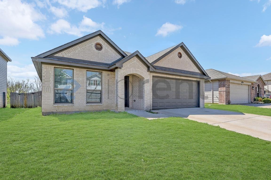 1512 Chama Dr - Photo 2 of 30