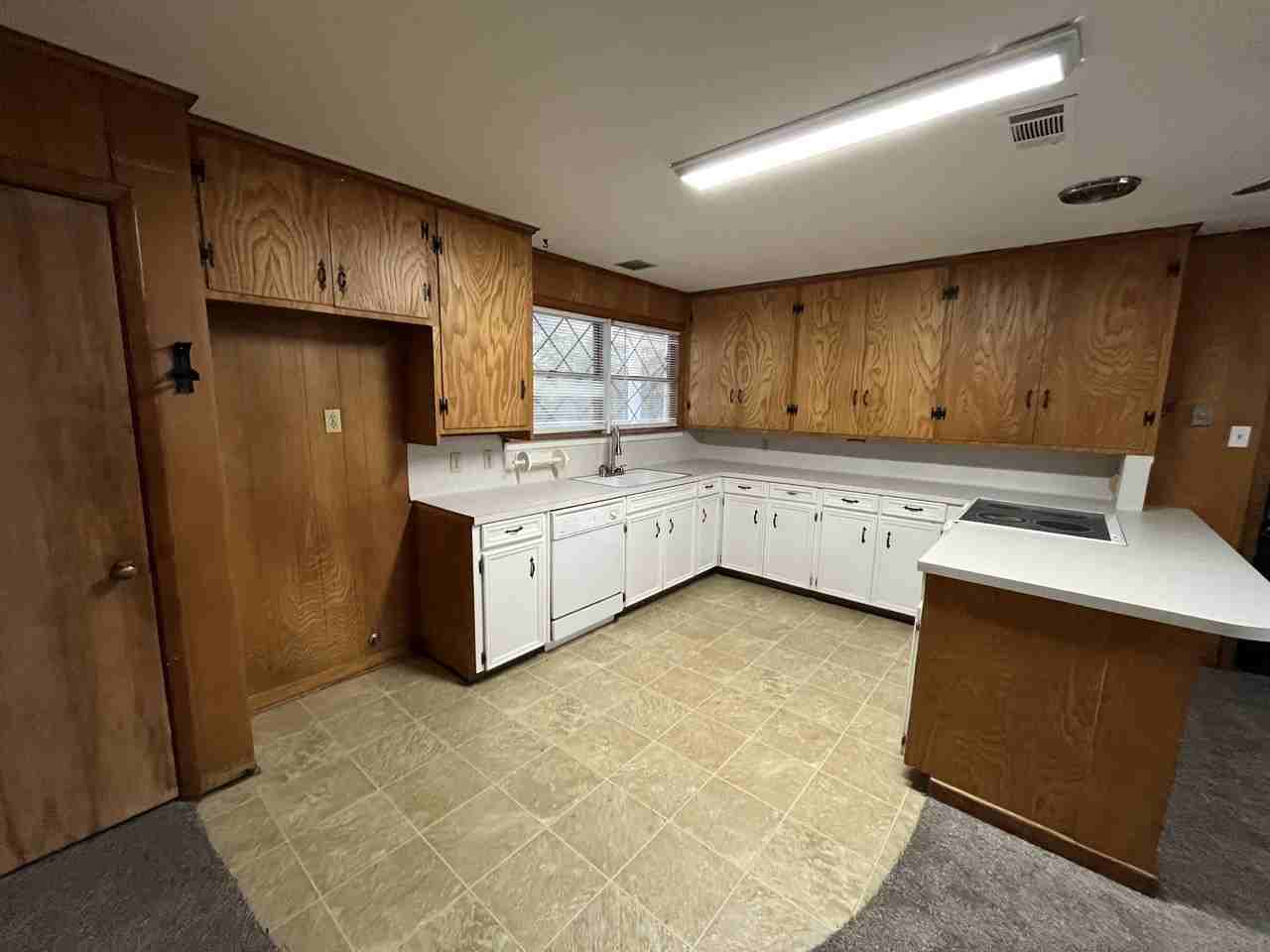 2048 Oak Ave #1 - Photo 5 of 15