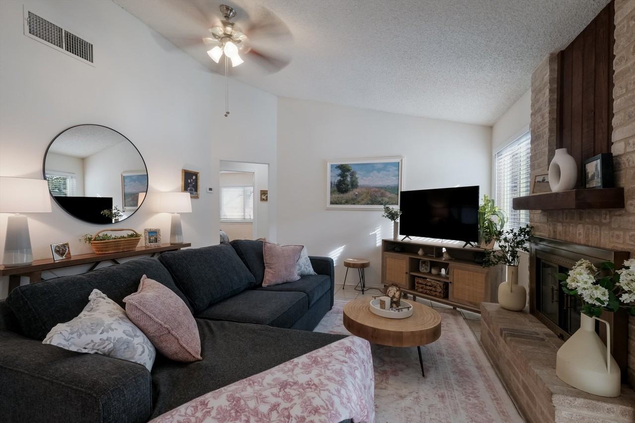 12114 Stoney Bend St #1 - Photo 6 of 10