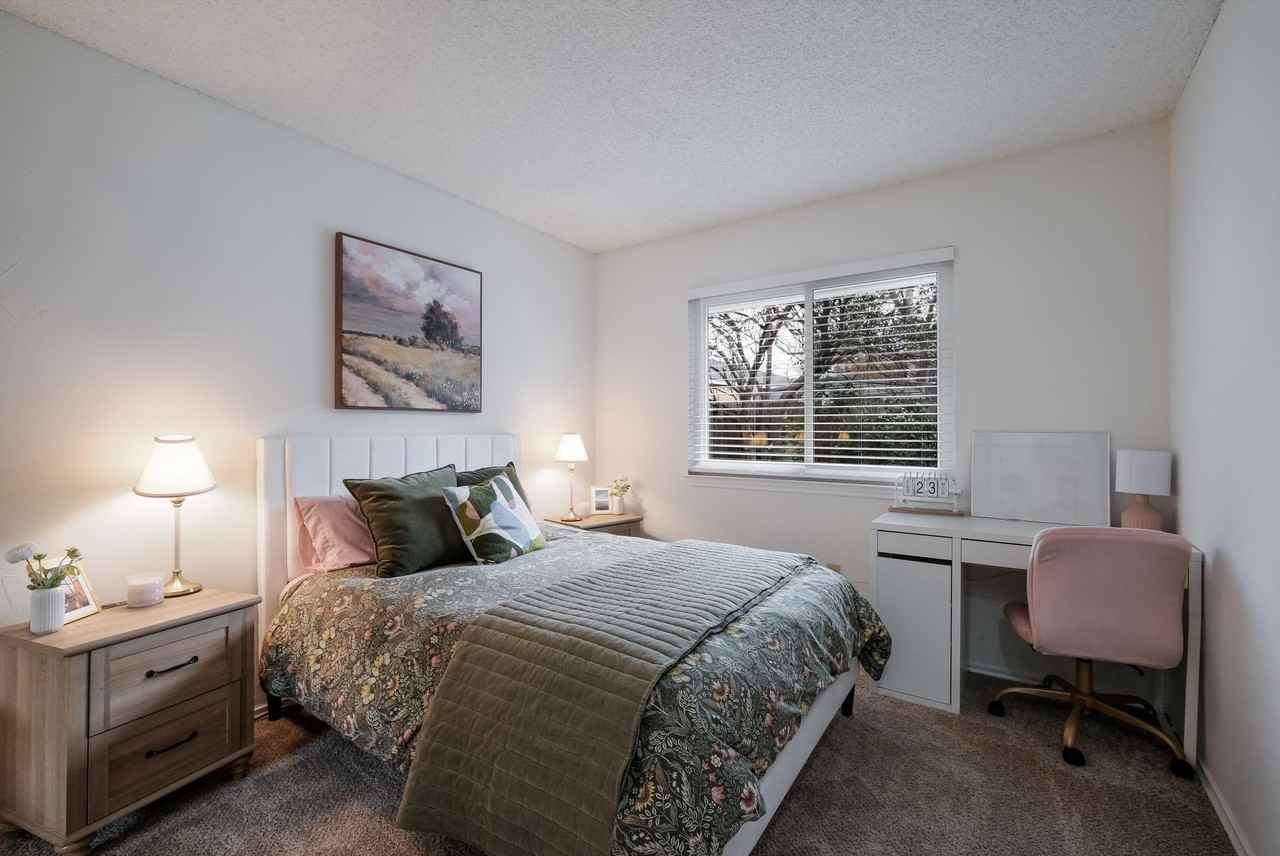 12114 Stoney Bend St #1 - Photo 7 of 10