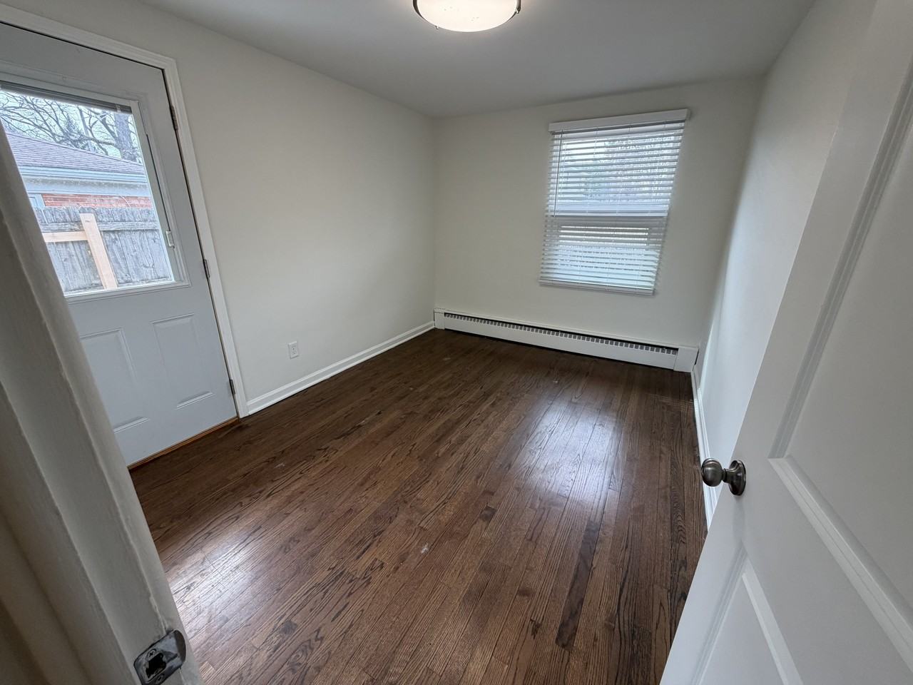 26 E Washington Ave #1 - Photo 5 of 10