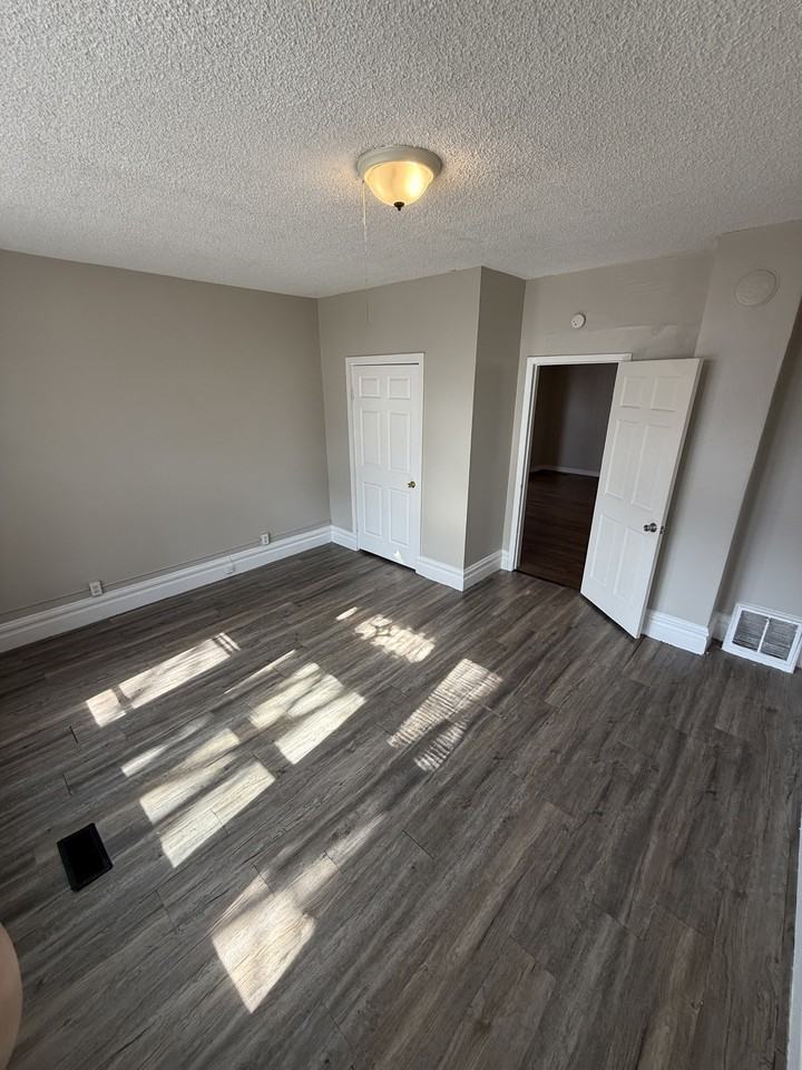 691 5th St E #1 - Photo 2 of 6