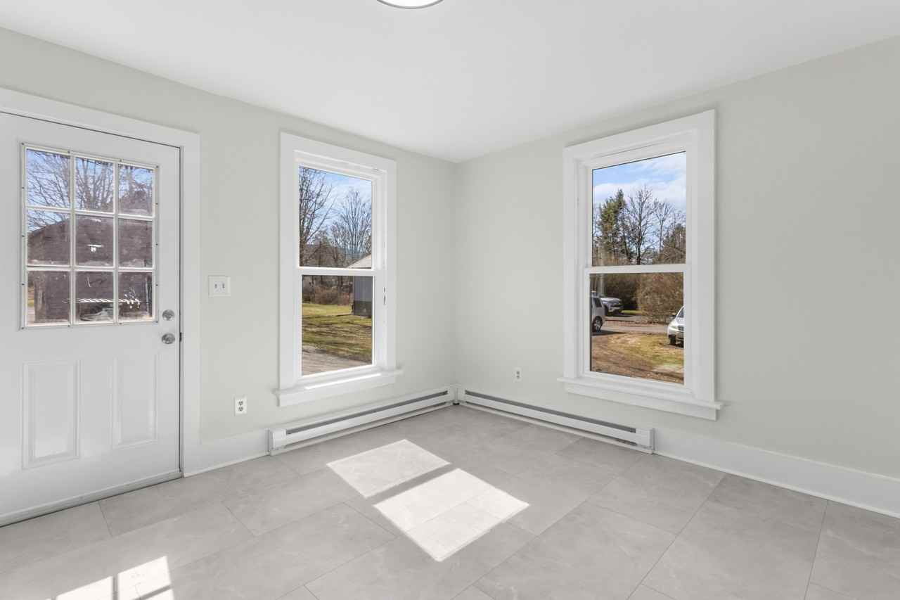 152 Grove St #1 - Photo 3 of 8