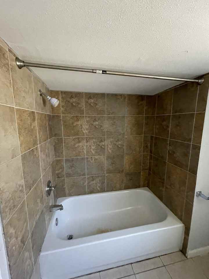 2625 Jefferson Ave #A - Photo 3 of 8