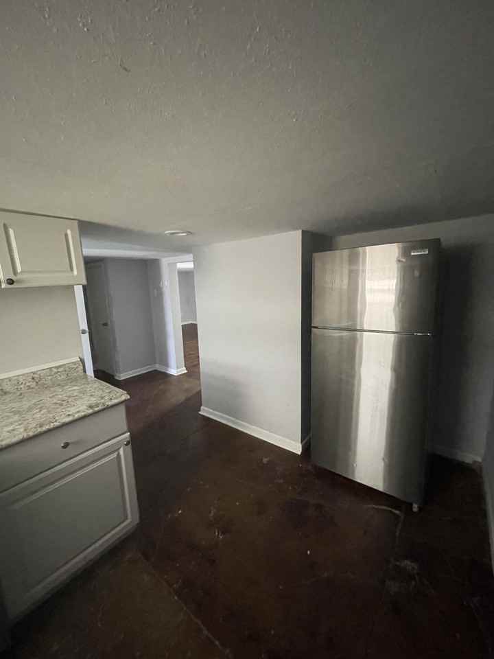 2625 Jefferson Ave #A - Photo 5 of 8