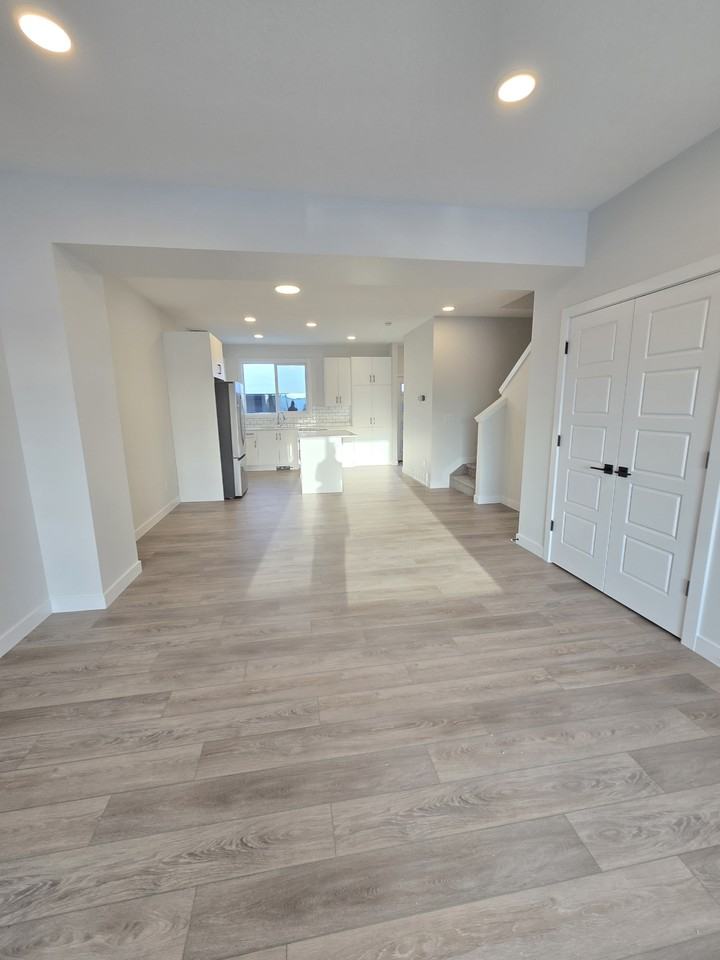 8008 Cedric Mah Rd - Photo 4 of 30