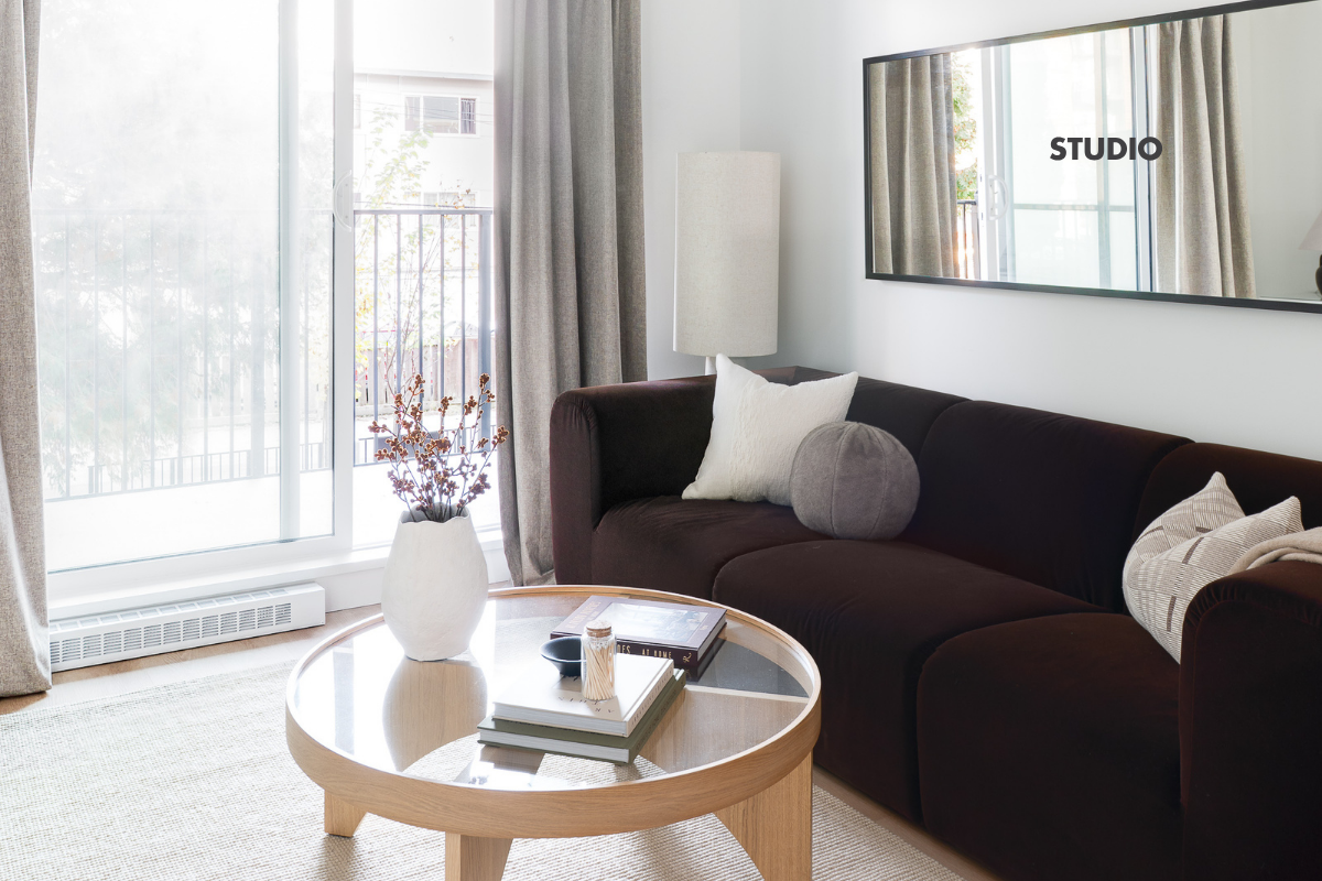 Eastward - Photo 7 of 50