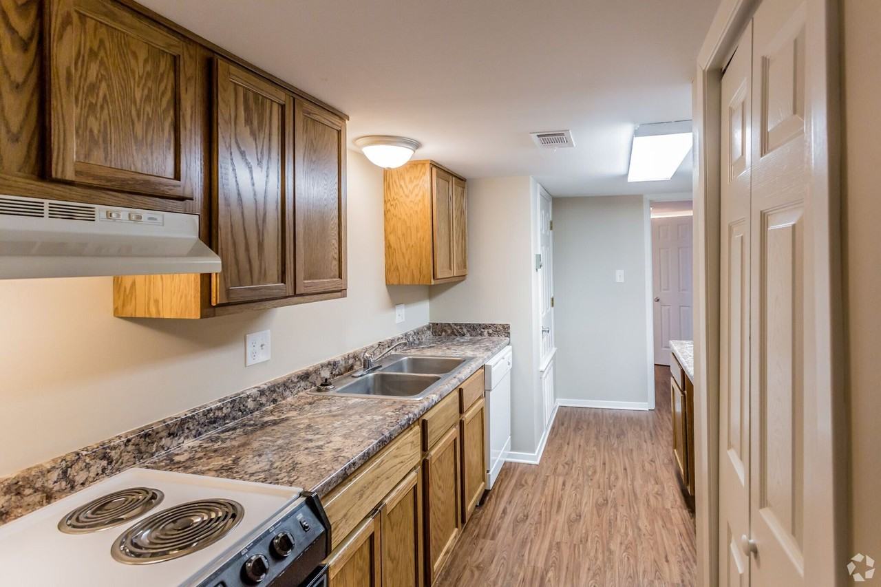 Woodland Terrace - Photo 6 of 47