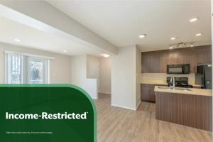 featured image of 7 Bayside Pl