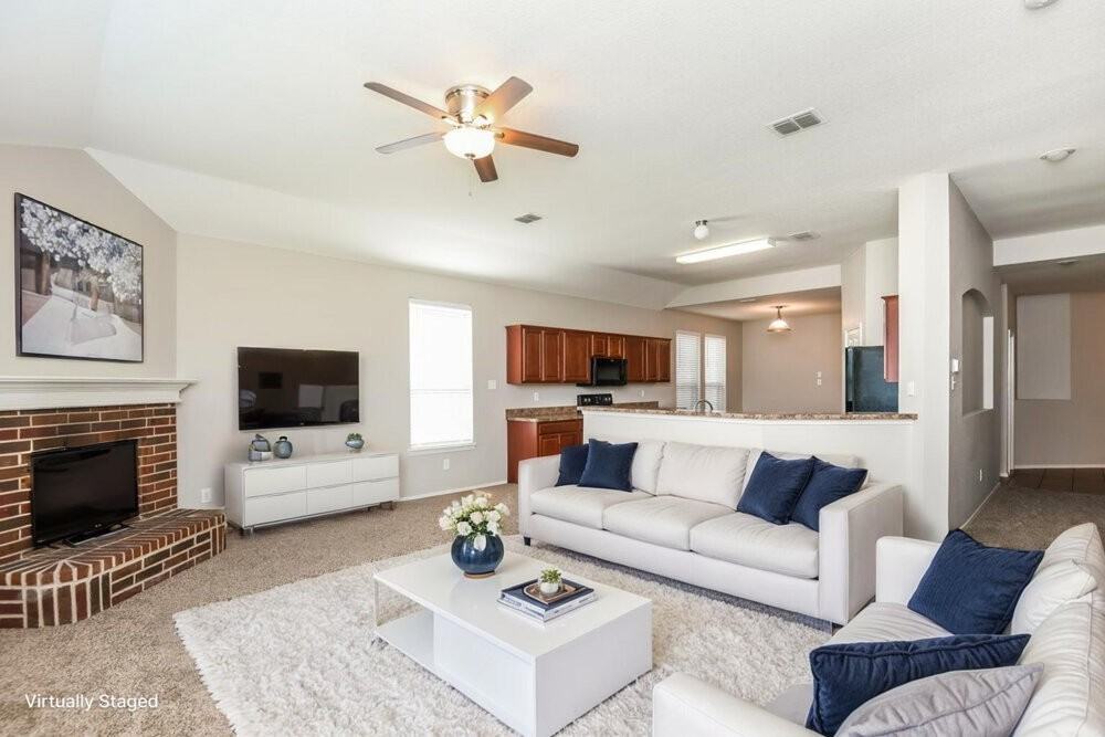 10105 Cougar Trl - Photo 5 of 20