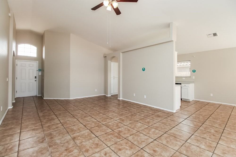 1702 W Jupiter Way - Photo 6 of 19
