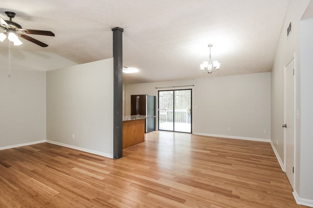 1890 Lamplighter Way - Photo 5 of 16