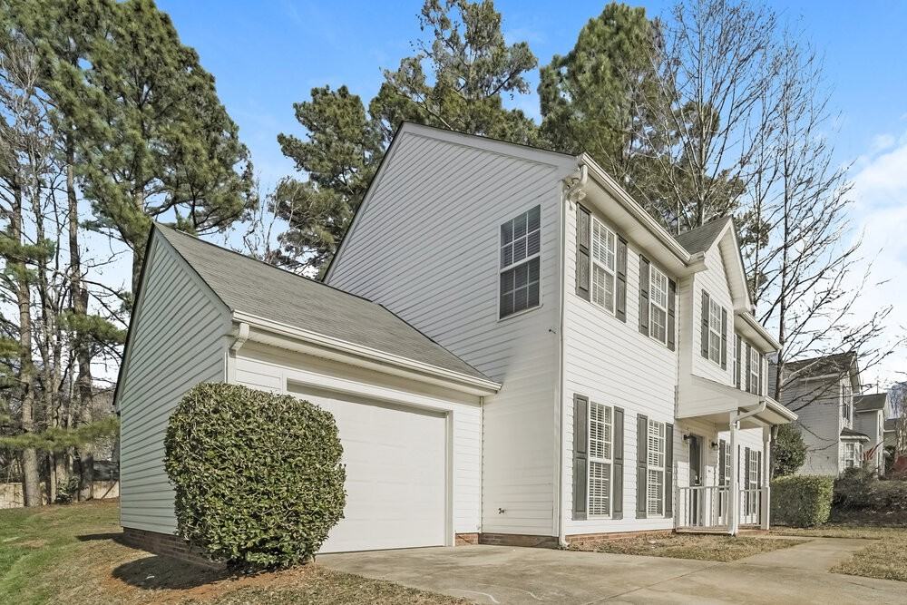 8502 Conner Ridge Ln - Photo 4 of 20