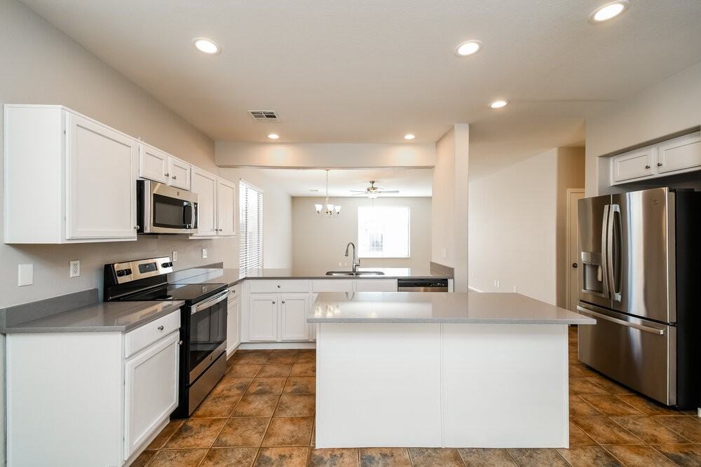 7014 E Kiva Ave - Photo 7 of 19