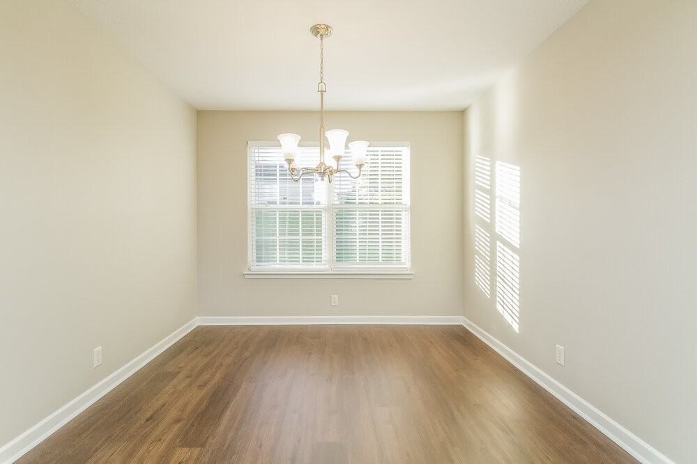 2006 Zion Ln - Photo 5 of 17