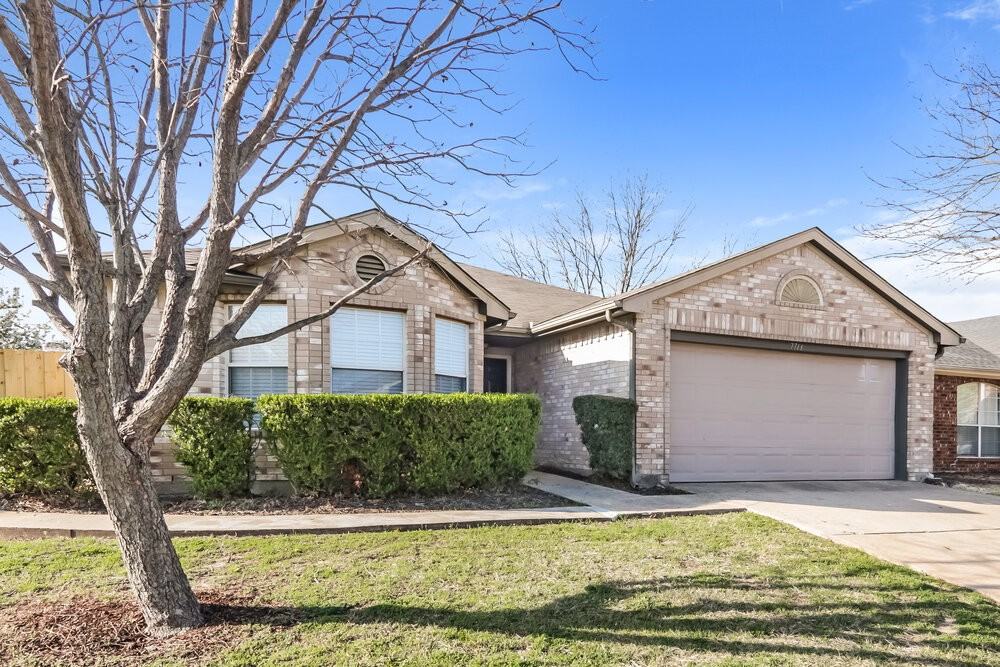 7713 Dockside Dr - Photo 3 of 16