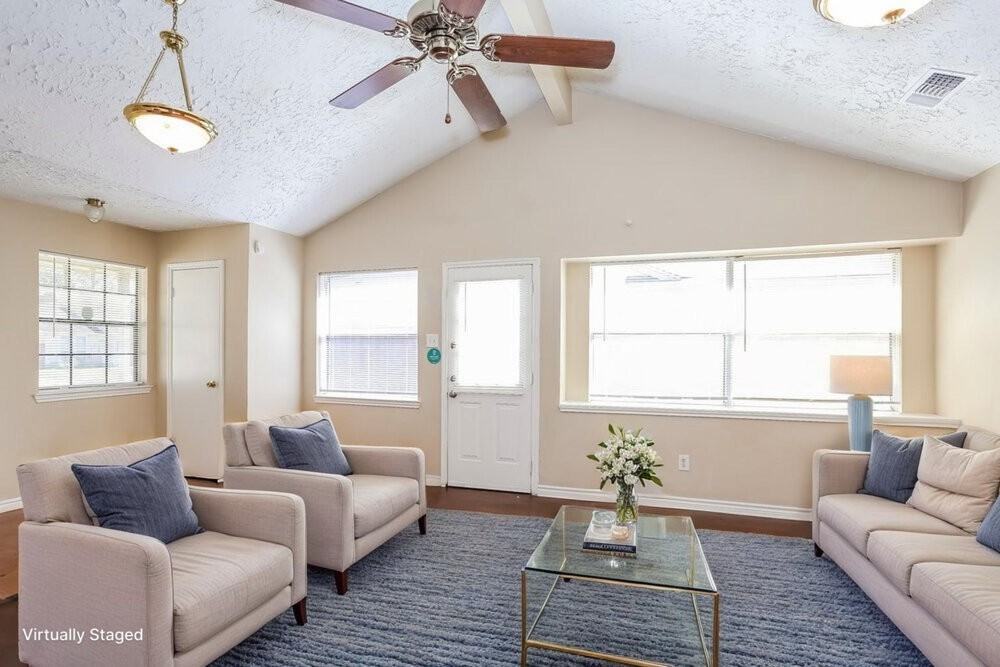 11 Crestbriar Ct - Photo 4 of 19