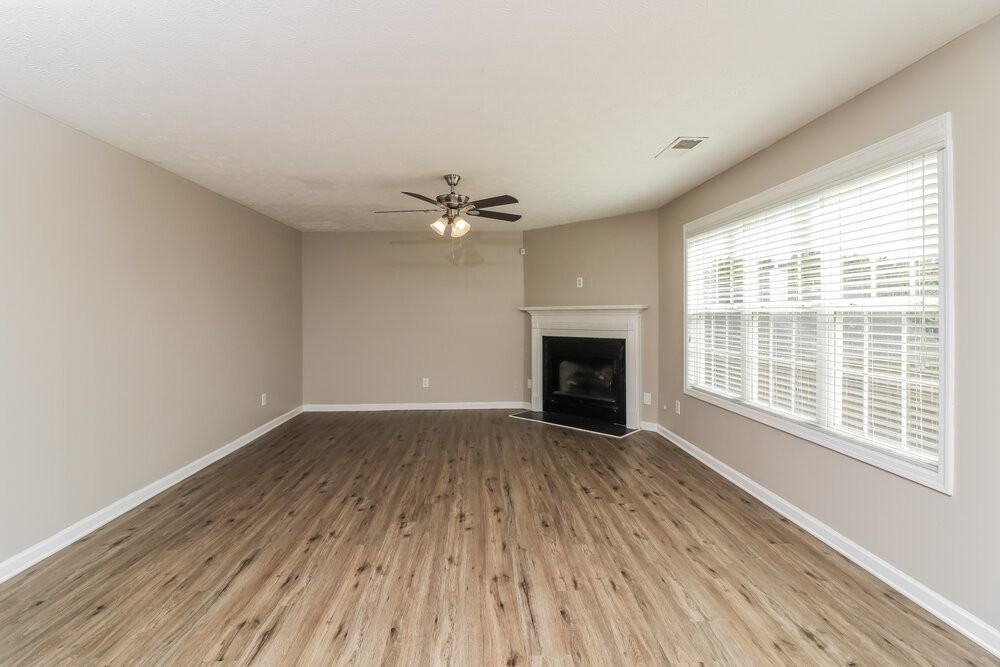 210 Overlook Ct - Photo 6 of 17