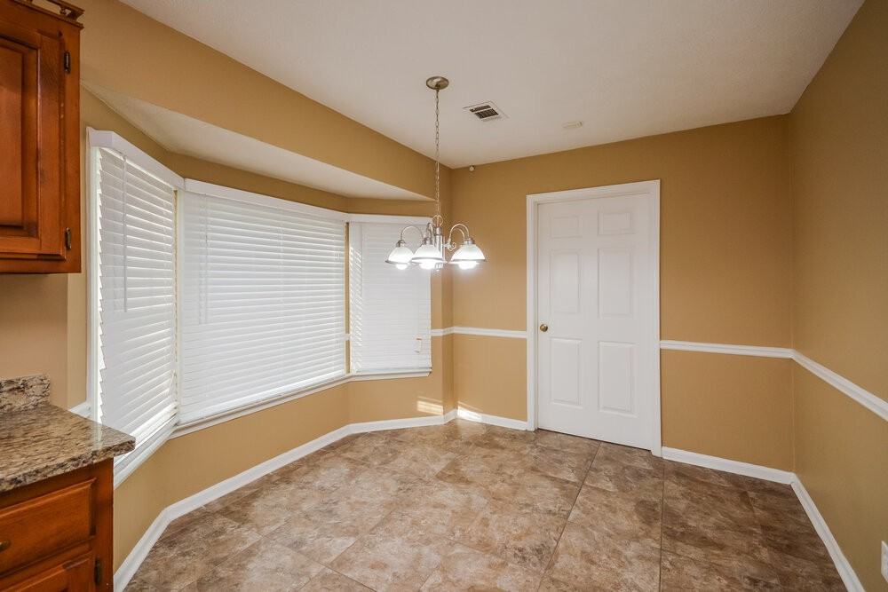 75 Beaverdam Ct - Photo 6 of 16