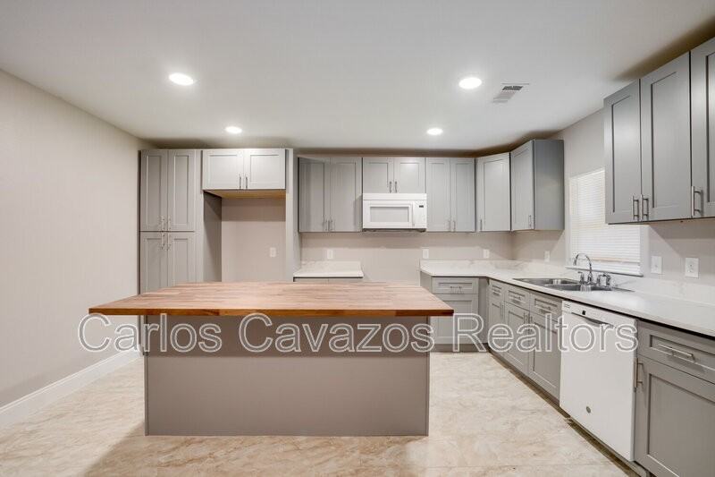 3402 Lawnview Ave #MAIN - Photo 7 of 19