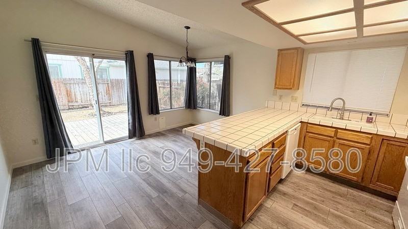 1747 Bluehaven Dr - Photo 7 of 14