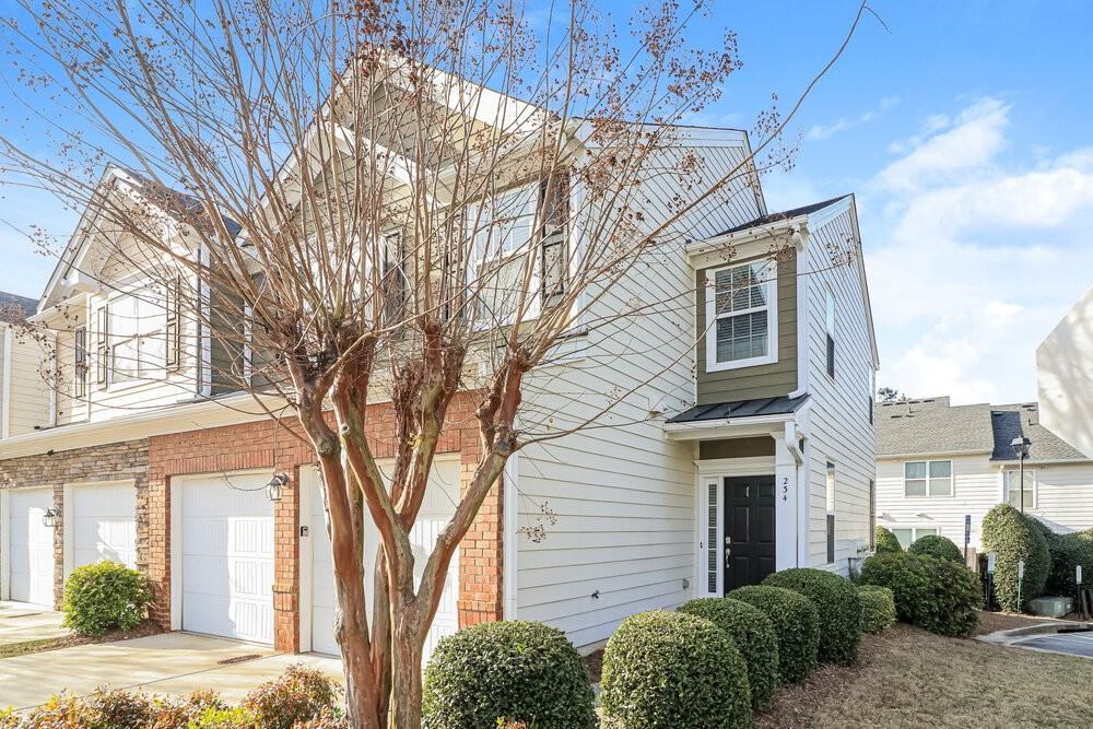 234 Cavendar Way - Photo 4 of 17