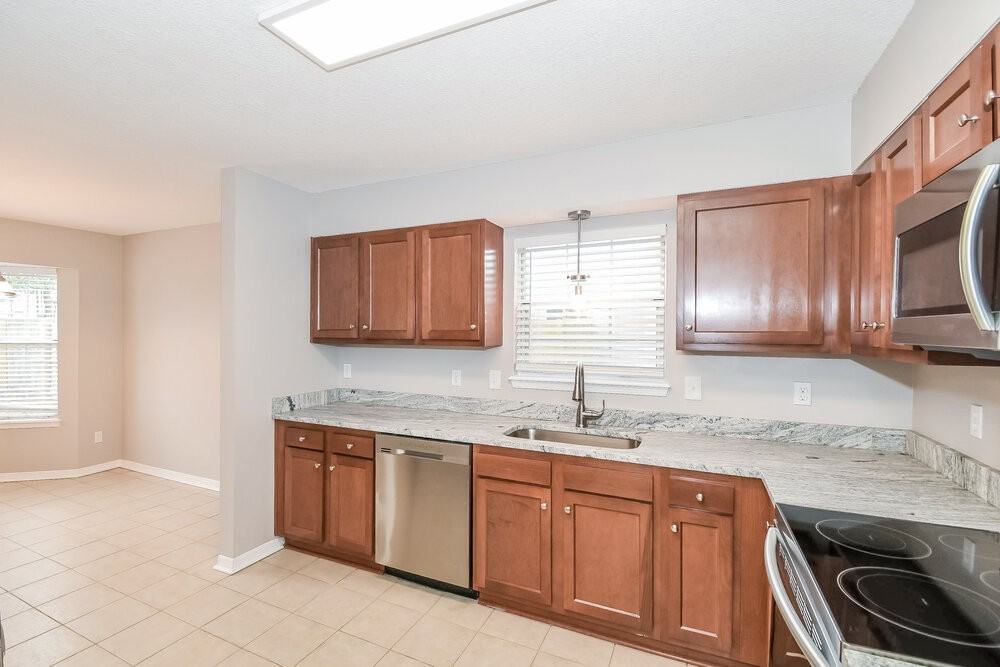 8476 Allwine Ct - Photo 7 of 16